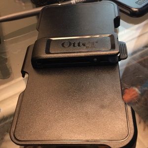 Otter box clip holder phone case